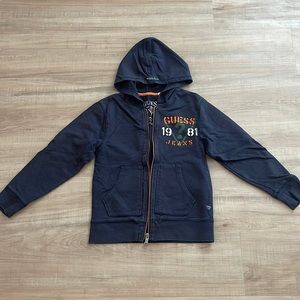 Guess boy’s zip up jacket. Size S(8/10). Like new